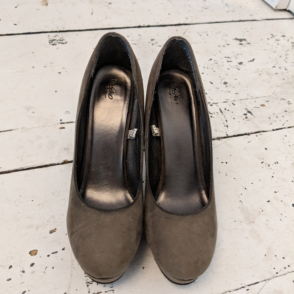Brown Suede Heels